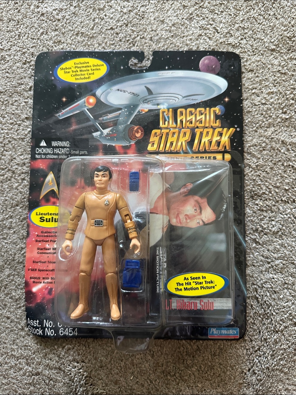 Classic Star Trek Lt. Hikaru Sulu Action Figure - Tan Uniform 1995
